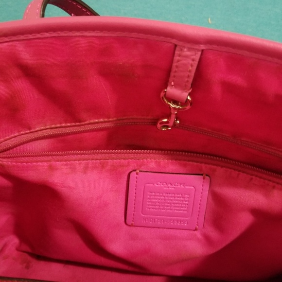 Coach Drawstring Handbag - Picture 6 of 8